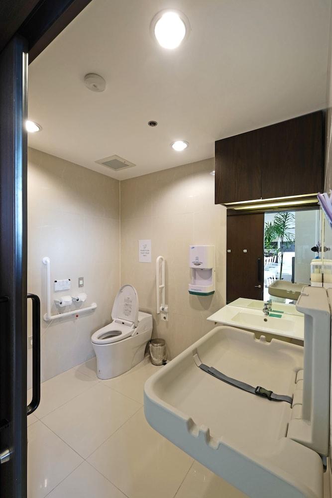 Toyoko Inn Cebu Exterior photo
